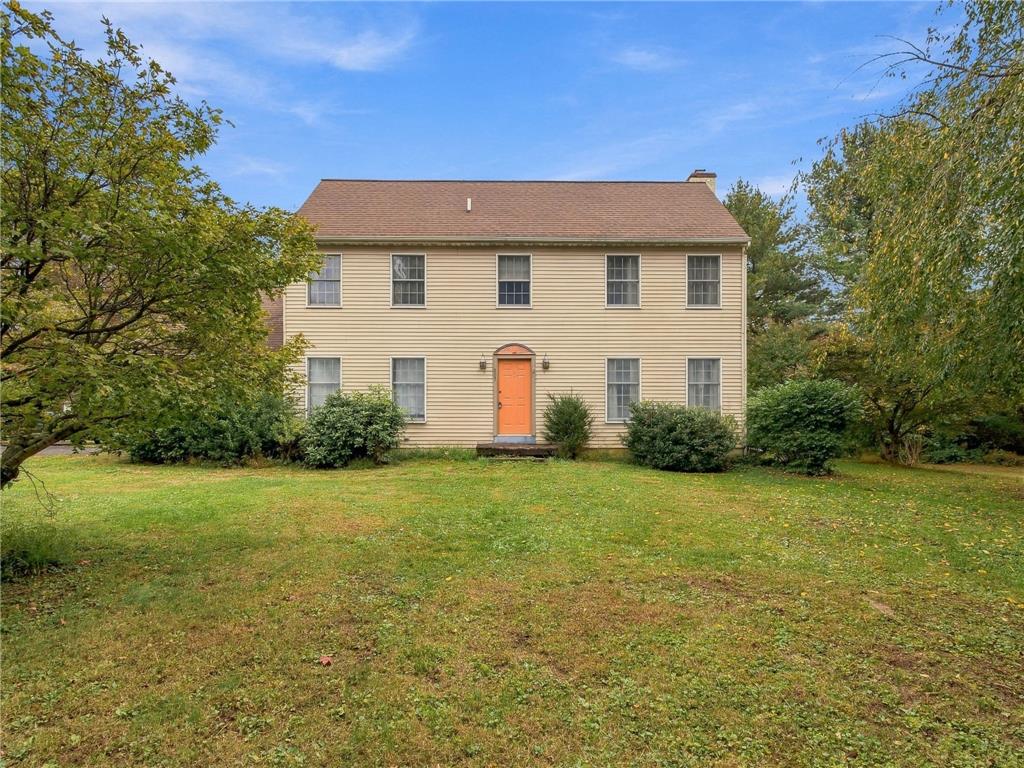 703 Broad St, Hilltown Twp, PA 18944 photo