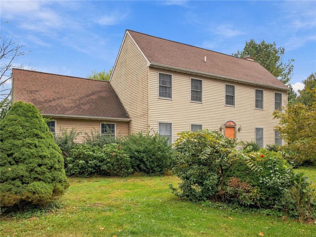 703 Broad St, Hilltown Twp, PA 18944 photo