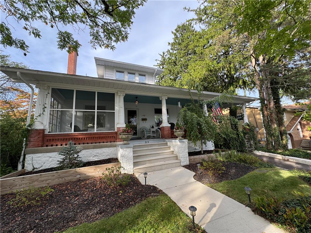 715 W State St, Coopersburg Borough, PA 18036 photo