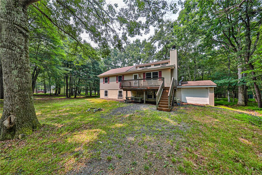 85 Caedman Dr, Penn Forest Twp, PA 18210