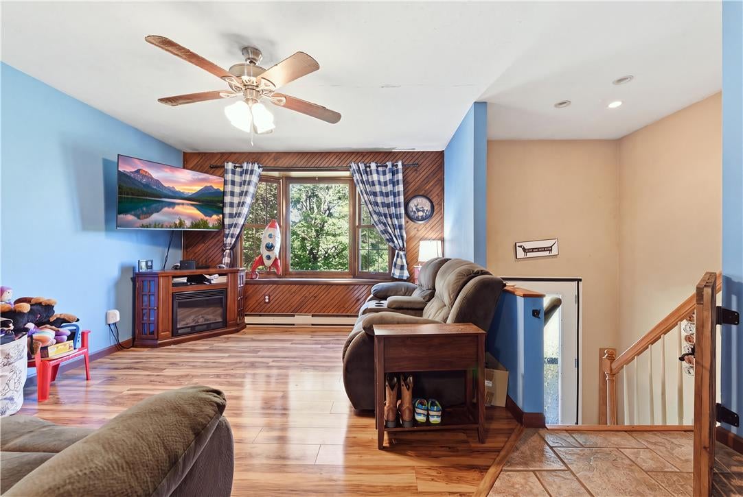 36 Hertzog School Rd, Rockland Twp, PA 19539 photo