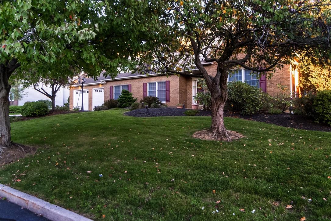 5730 Ricky Ridge Trl, Upper Macungie Twp, PA 18069 photo