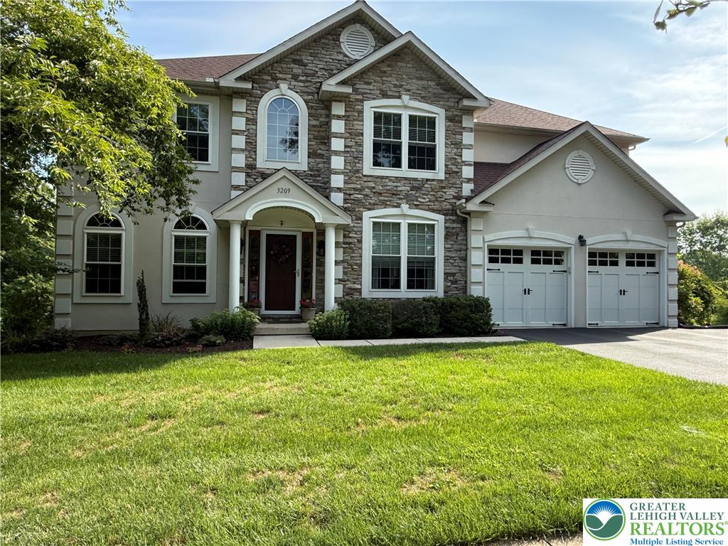 3209 Olympic Dr, Lower Macungie Twp, PA 18049