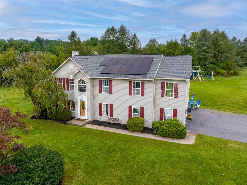 3722 Apple Rd, South Whitehall Twp, PA 18069