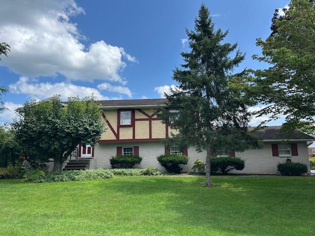 643 Dogwood Ln, Stockertown Borough, PA 18040