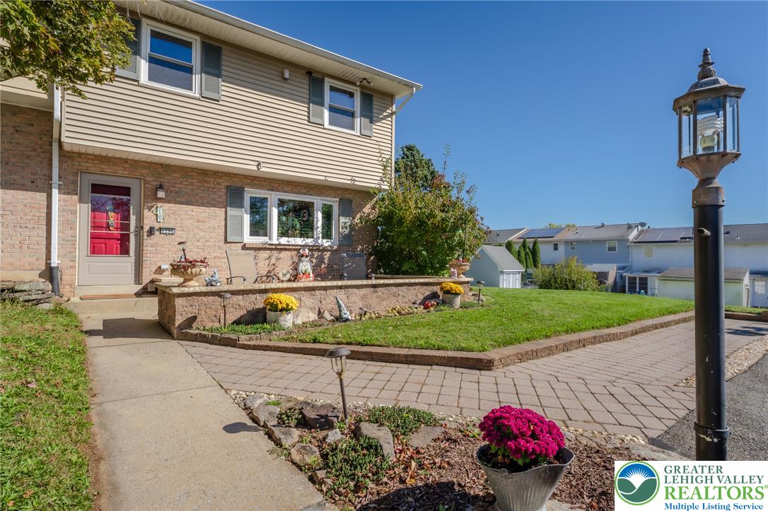 6296 Glen Ct, Heidelberg Twp, PA 18053
