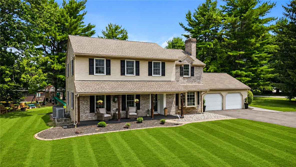 4775 White Oak Cir, Lower Macungie Twp, PA 18049 photo