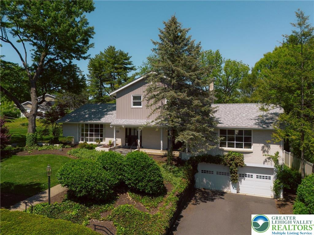 3523 Lindberg Ave, South Whitehall Twp, PA 18103 photo