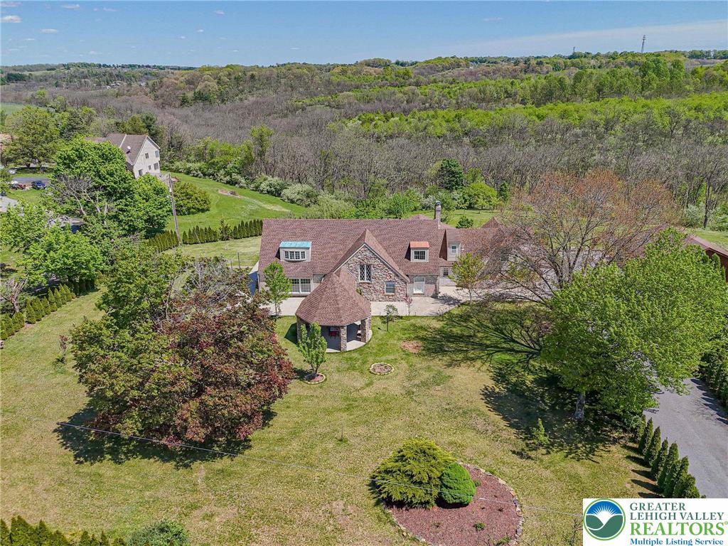 3609 Windy Rd, Lowhill Twp, PA 18069
