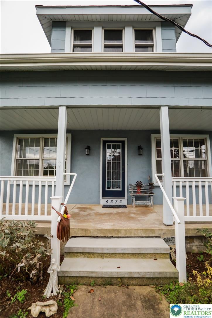 6373 Chestnut St, Upper Milford Twp, PA 18092 photo