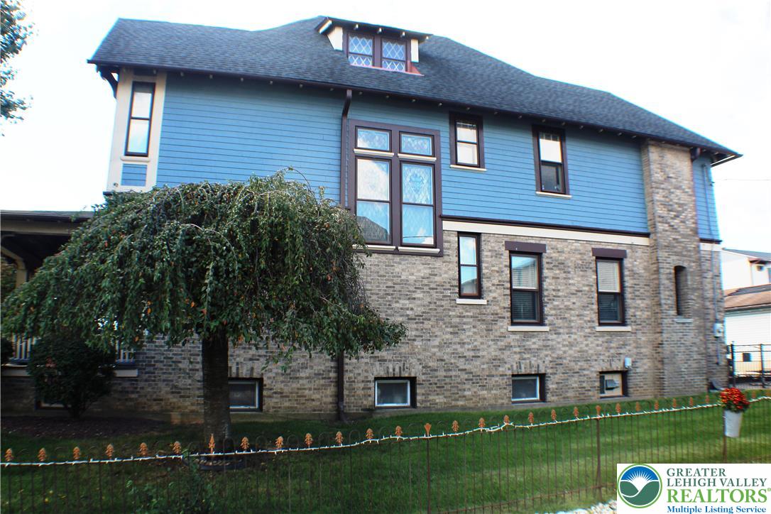 516 Walnut St, Catasauqua Borough, PA 18032 photo