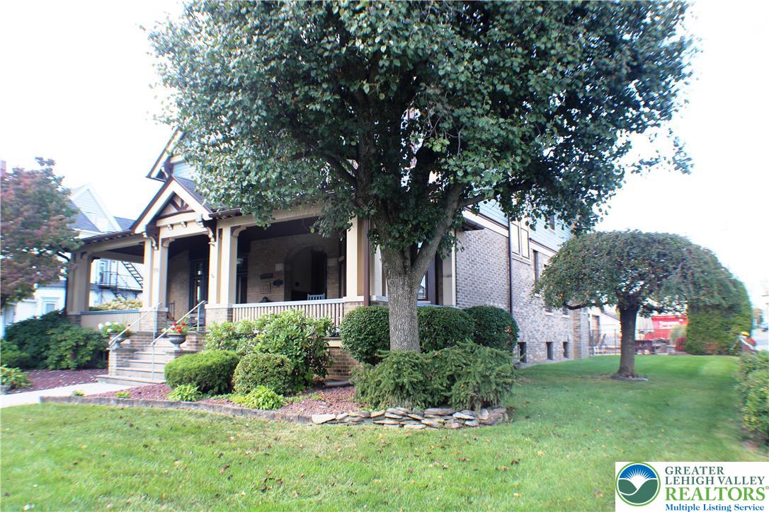 516 Walnut St, Catasauqua Borough, PA 18032 photo