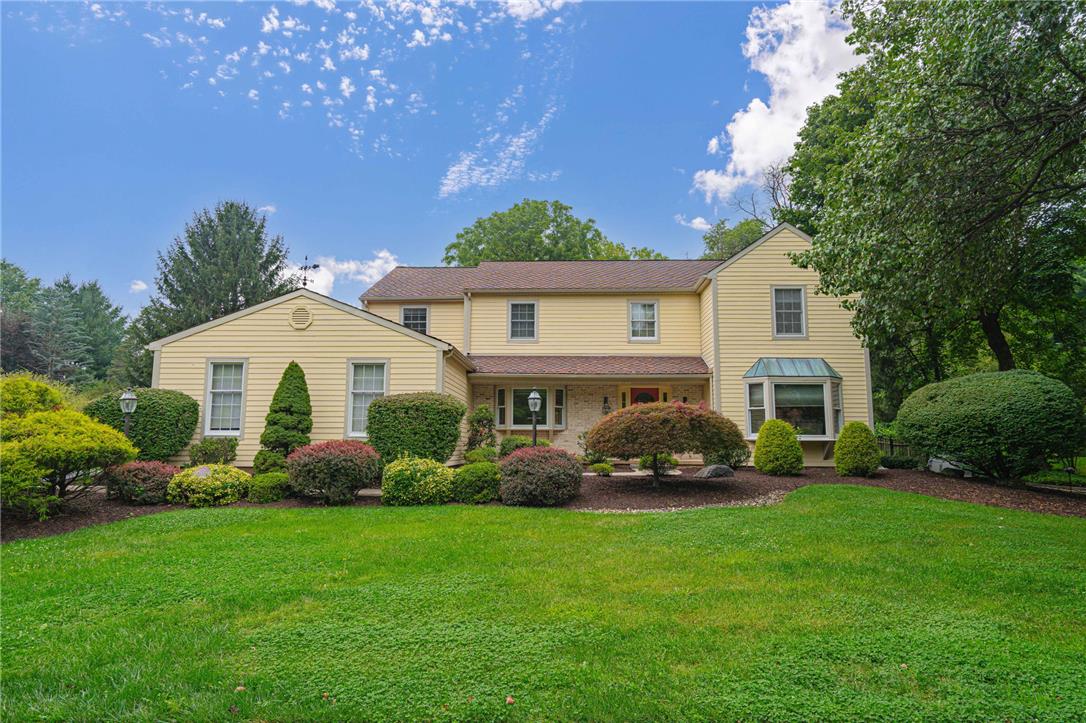 4399 Driftwood Ln, Lower Macungie Twp, PA 18103 photo