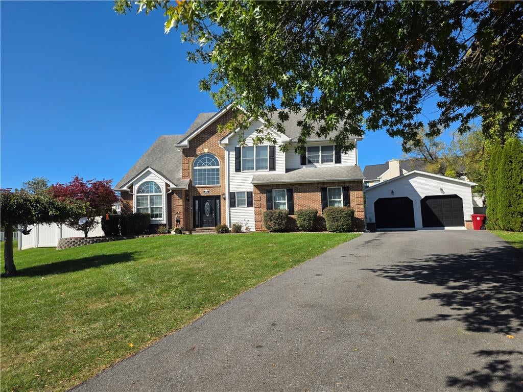 1906 Grouse Ct, Forks Twp, PA 18040 photo