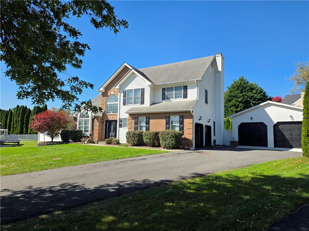 1906 Grouse Ct, Forks Twp, PA 18040 photo