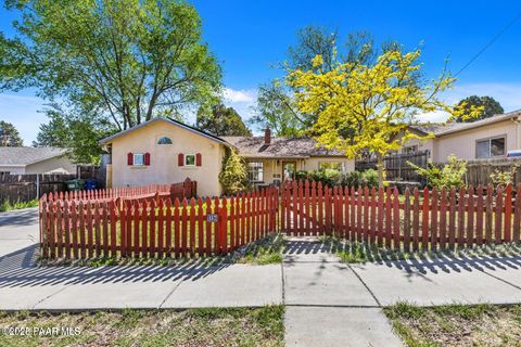 Single Family Residence in Prescott AZ 137 Arizona Avenue.jpg