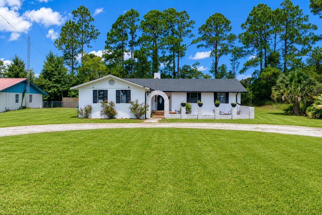 3077 Highway 98 E, Lanark Village, FL 32323