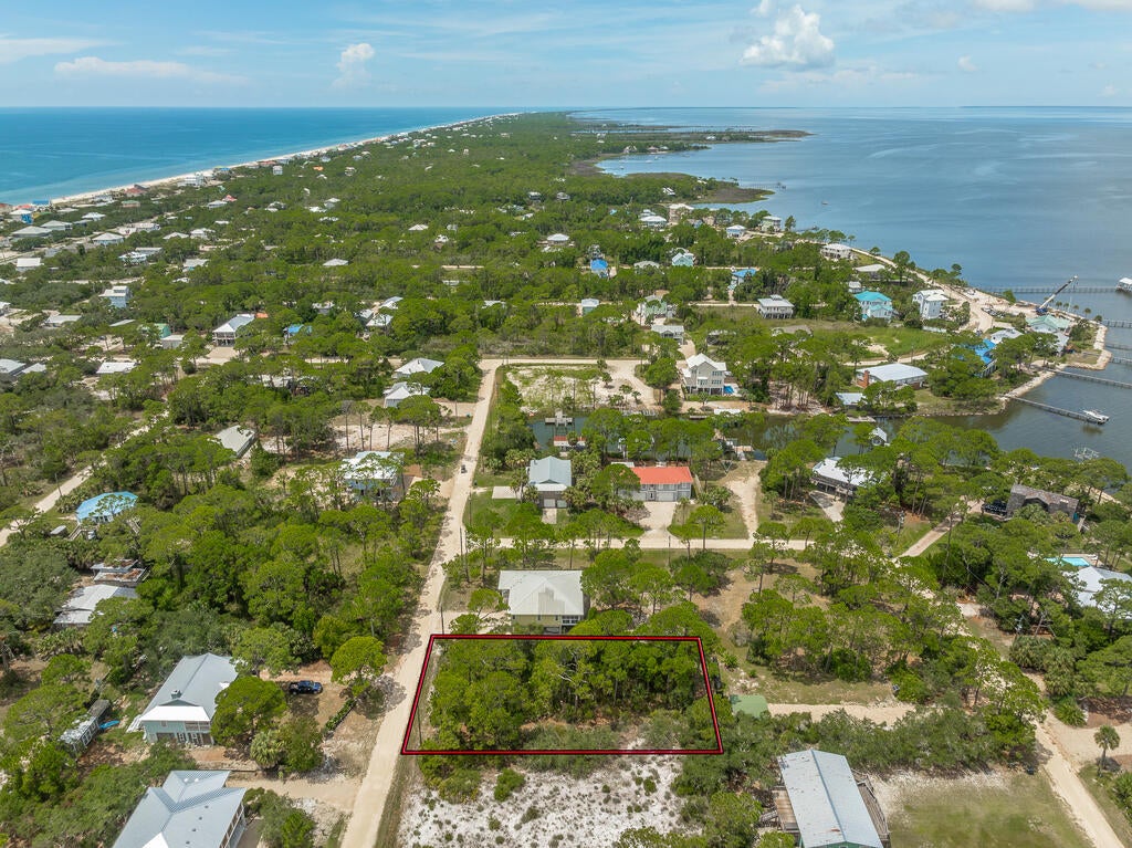 1019 Porter St, St. George Island, FL 32328 photo