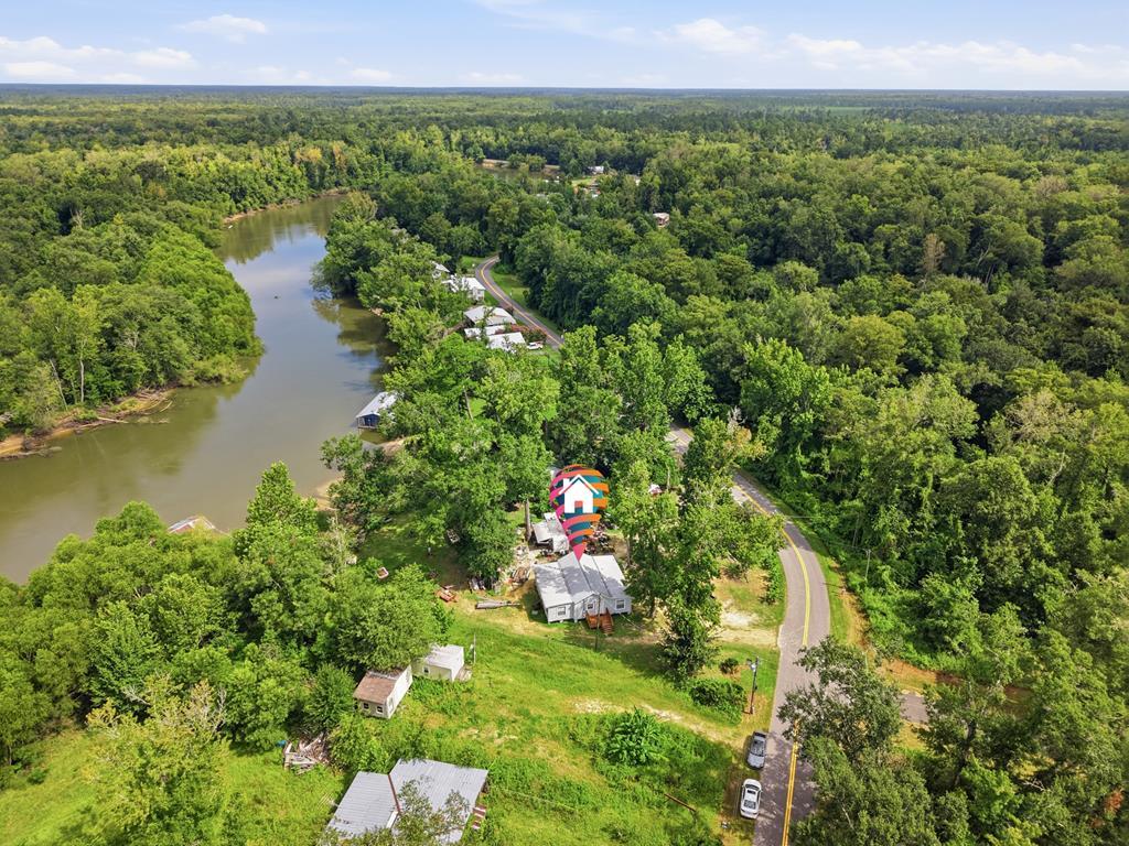 391 Byrd Parker Dr, Wewahitchka, FL 32465