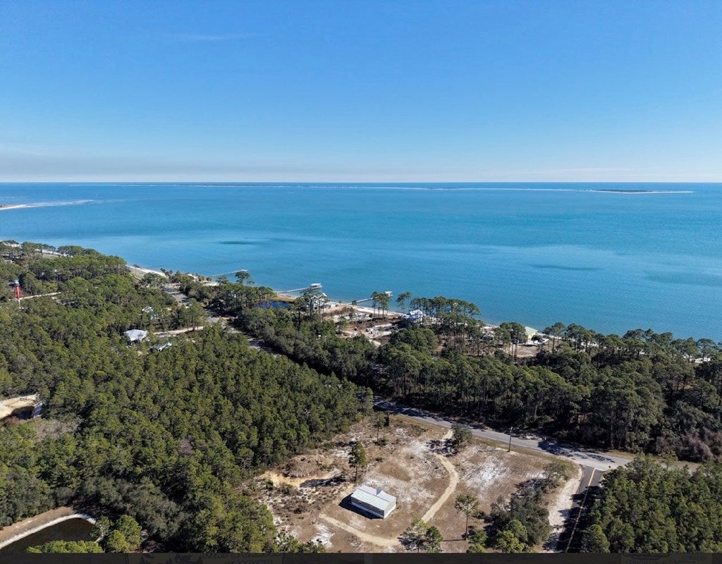 2025 Highway 98 W, Carrabelle, FL 32322 photo