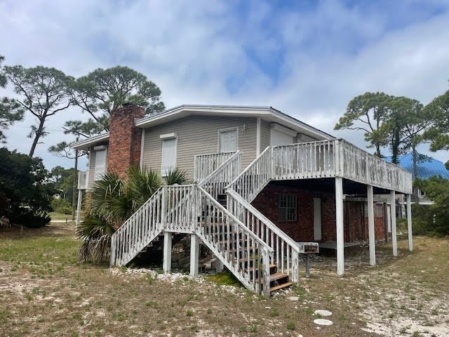 335 E Sawyer St #UNIT 5, St. George Island, FL 32328 photo