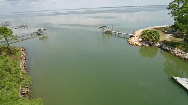 335 Sawyer St, St. George Island, FL 32328