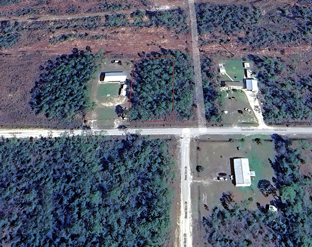 16 Live Oak Dr #LOT, Wewahitchka, FL 32465 photo