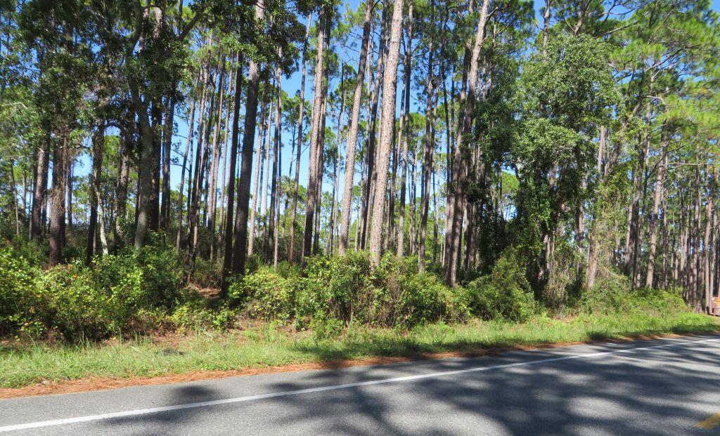 2447 Highway 98 W, Carrabelle, FL 32322