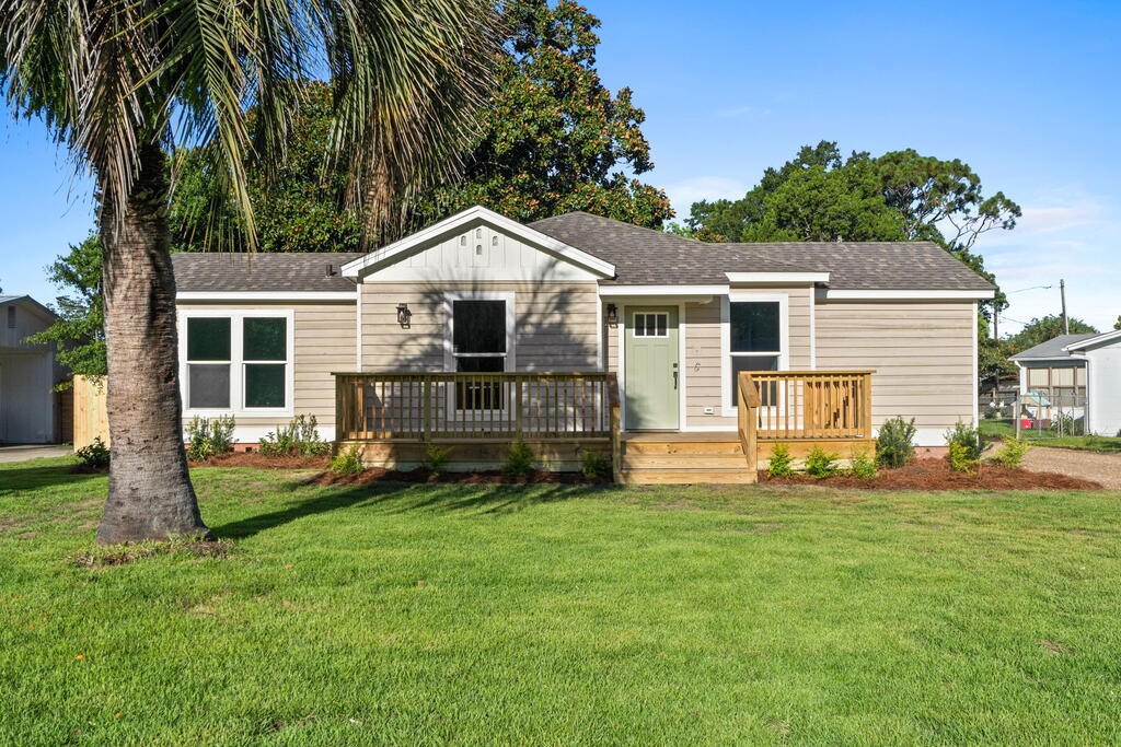110 Hunter Cir, Port Saint Joe, FL 32456