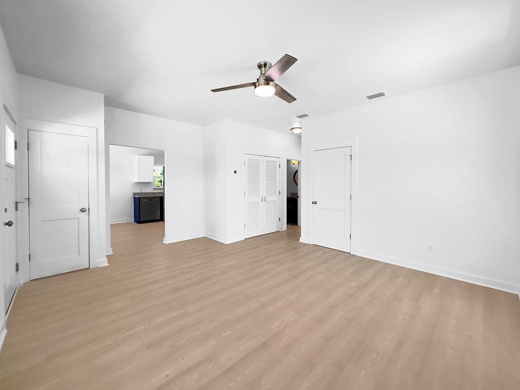 592 Bonnet St, Port Saint Joe, FL 32456 photo
