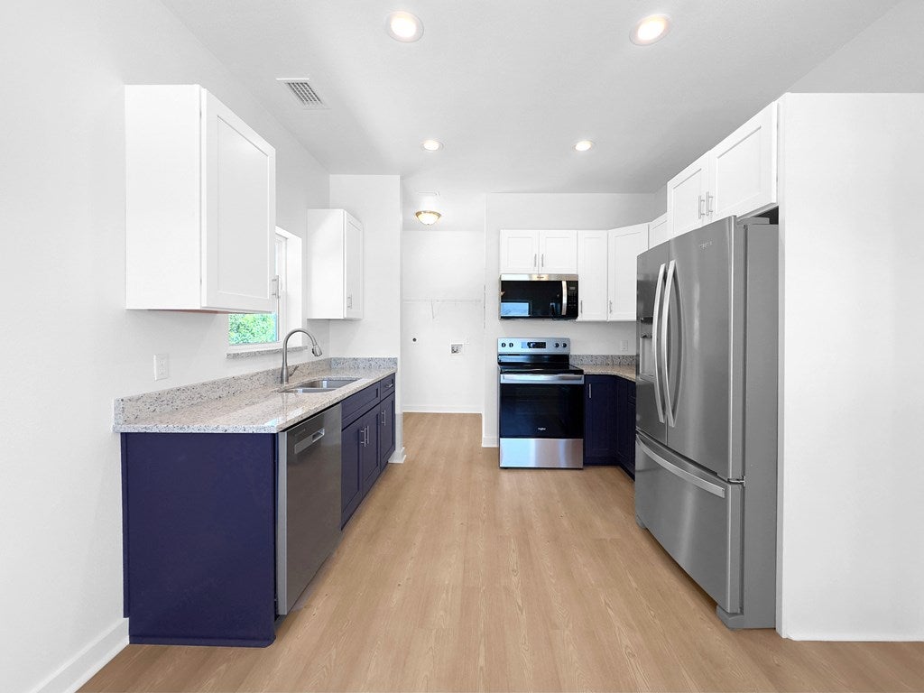 592 Bonnet St, Port Saint Joe, FL 32456 photo