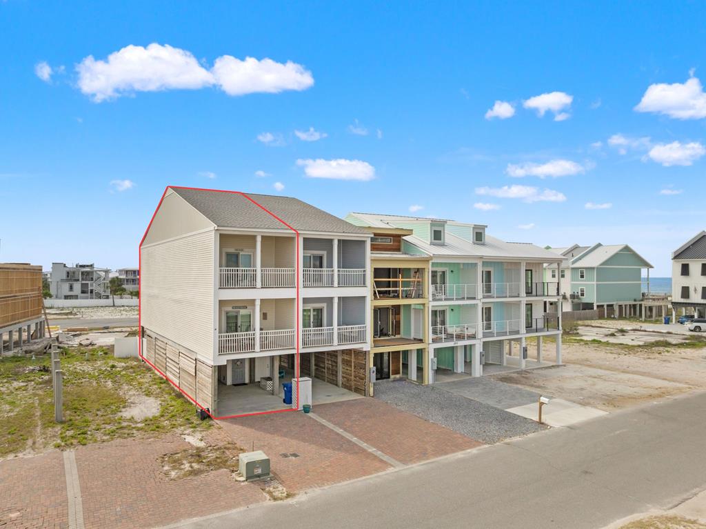 109 38 St, Mexico Beach, FL 32456