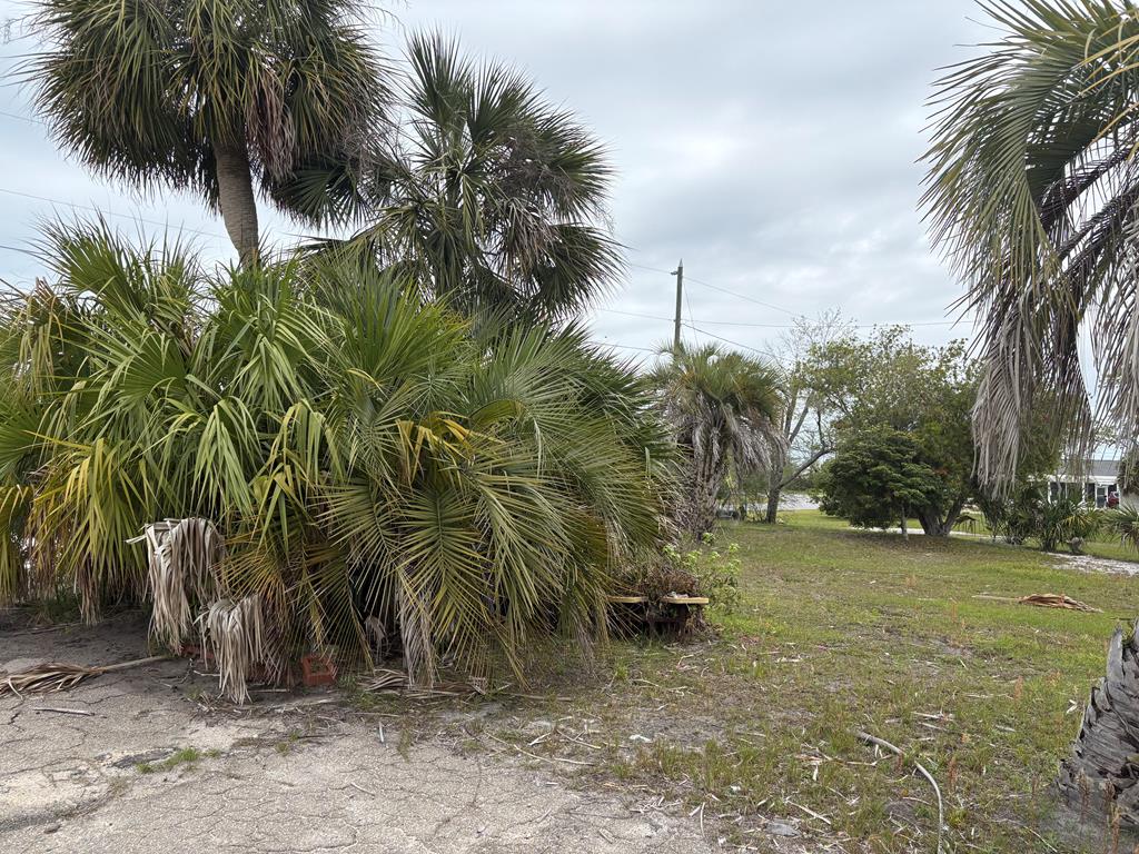 507 Cathey Ln, Mexico Beach, FL 32456