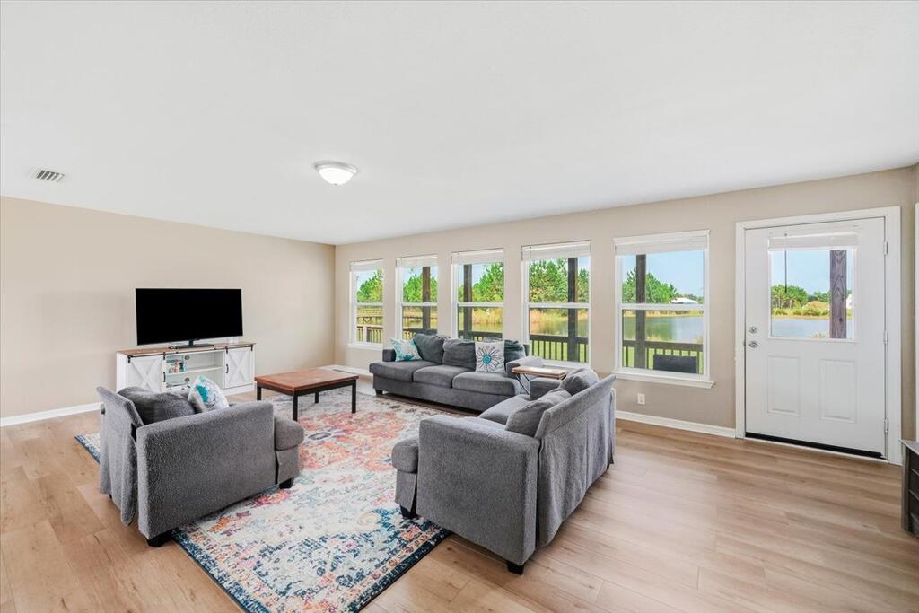106 Calm Water Cir, Wewahitchka, FL 32465 photo