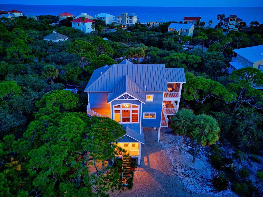 1400 Elm Ct, St. George Island, FL 32328 photo
