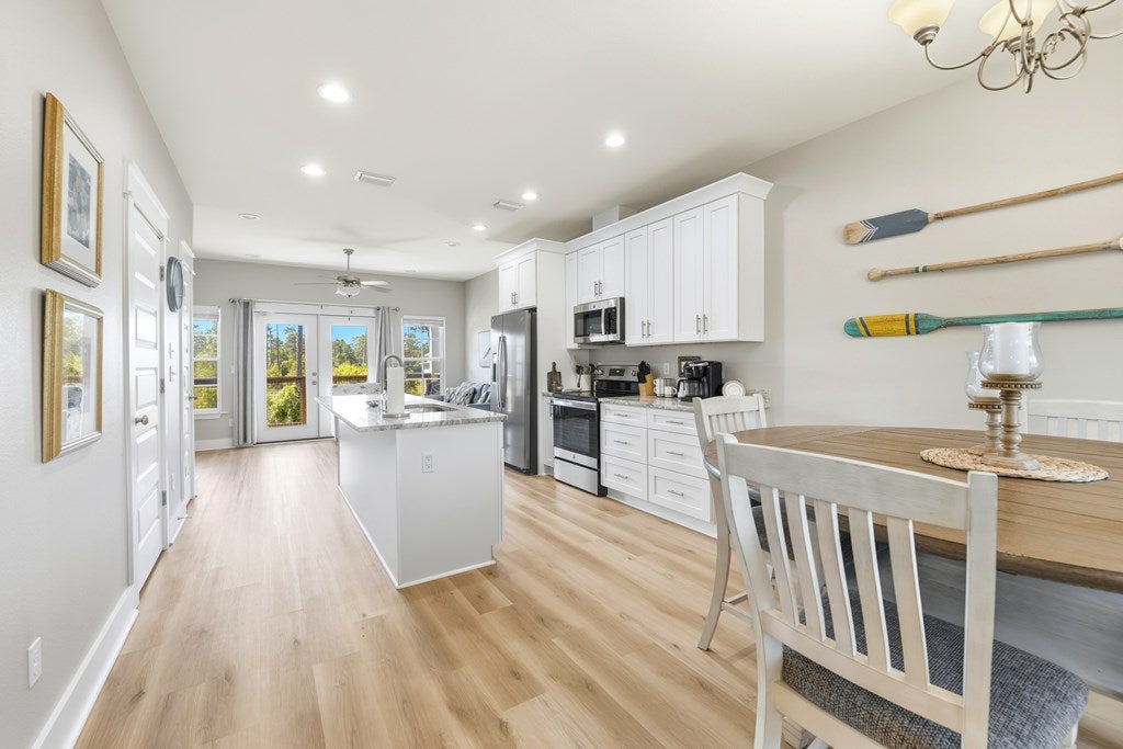 214 Lake Mckissack Ln, Carrabelle, FL 32322 photo