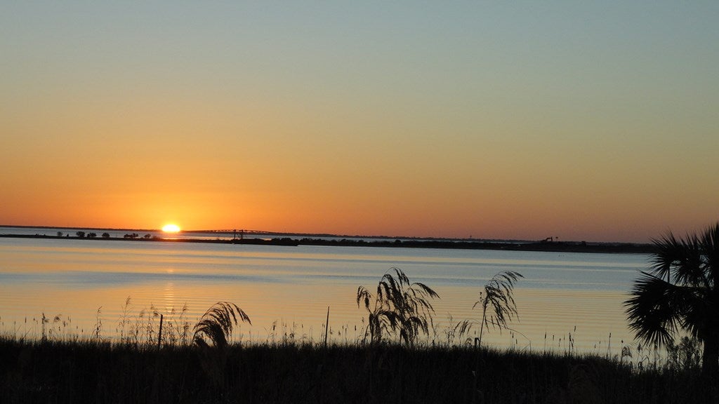 130 Bay Ave, Apalachicola, FL 32320 photo