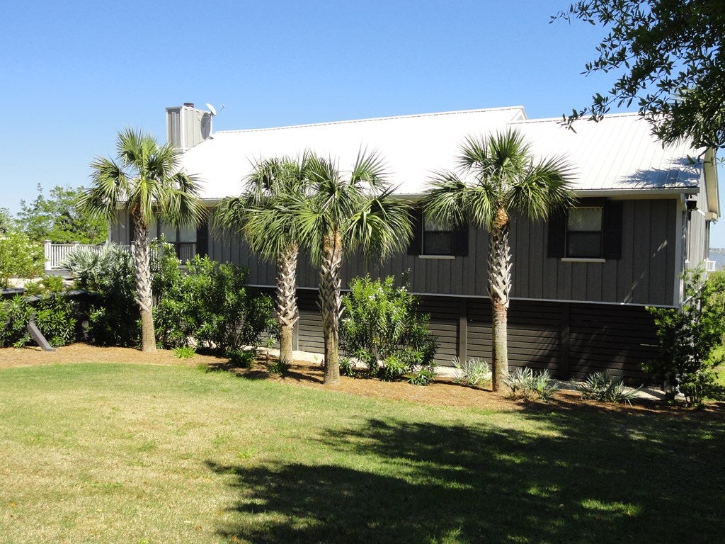 130 Bay Ave, Apalachicola, FL 32320 photo