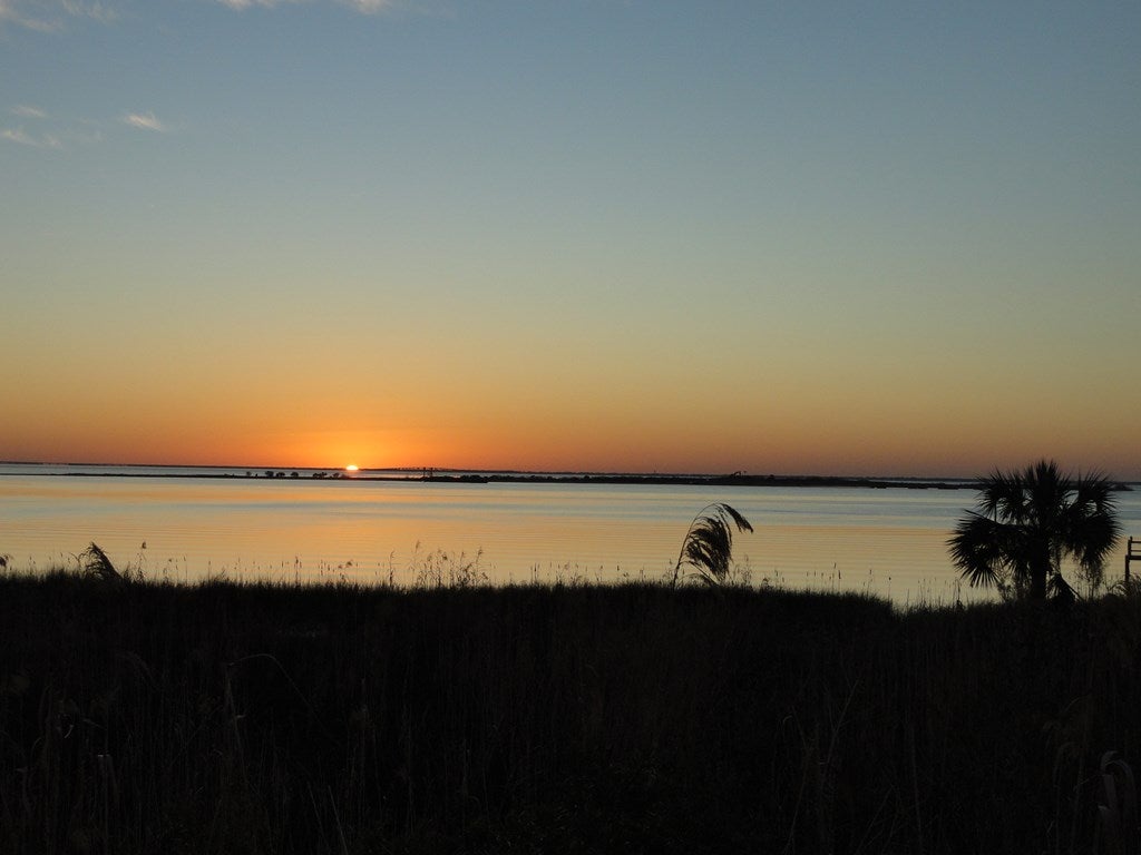 130 Bay Ave, Apalachicola, FL 32320 photo
