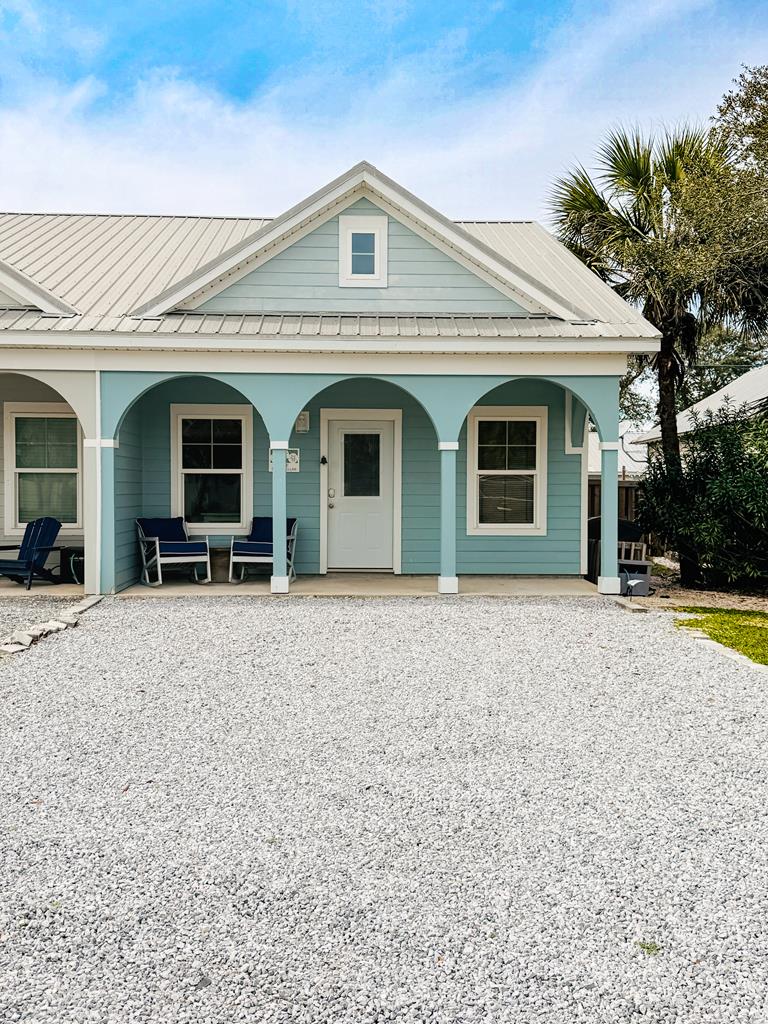 103 35 St, Mexico Beach, FL 32456