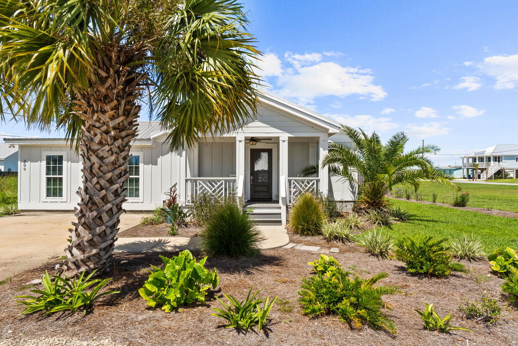 209 7 St, Mexico Beach, FL 32456 photo