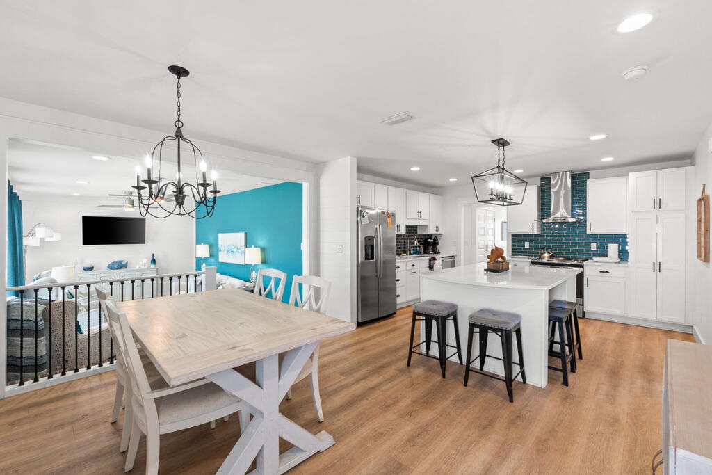 209 7 St, Mexico Beach, FL 32456 photo