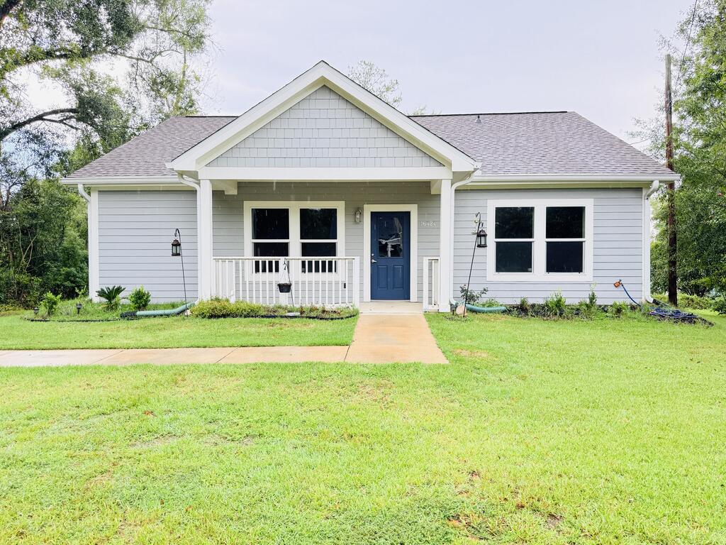 16424 Pear St, Blountstown, FL 32324