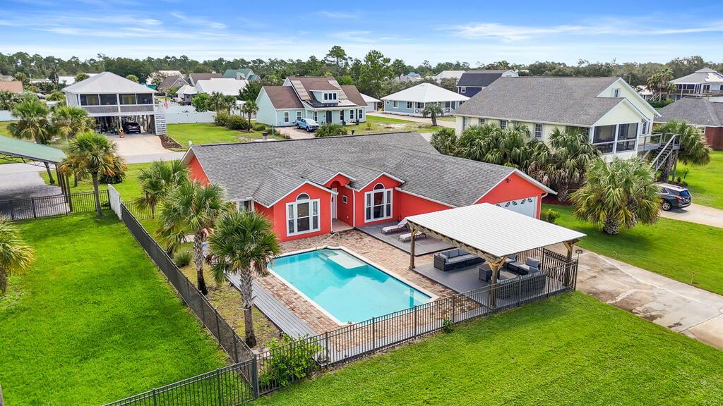 8108 Americus Ave, Port Saint Joe, FL 32456