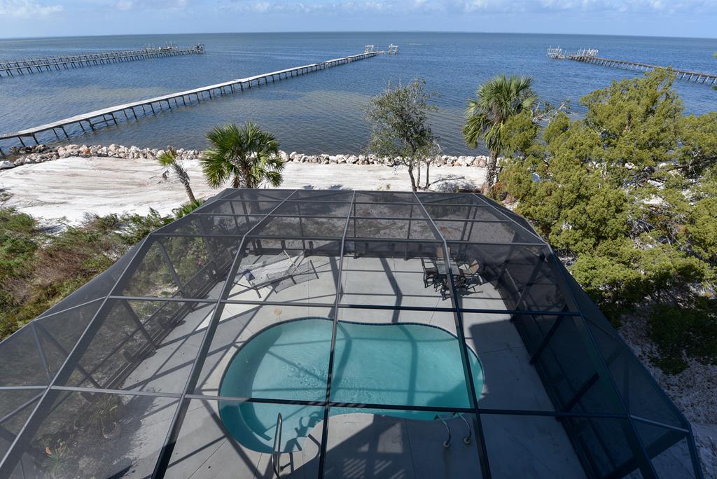2123 Blue Heron Trl, St. George Island, FL 32328 photo