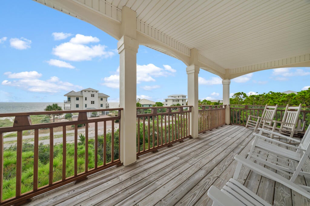 2156 Seahorse Ln, St. George Island, FL 32328 photo