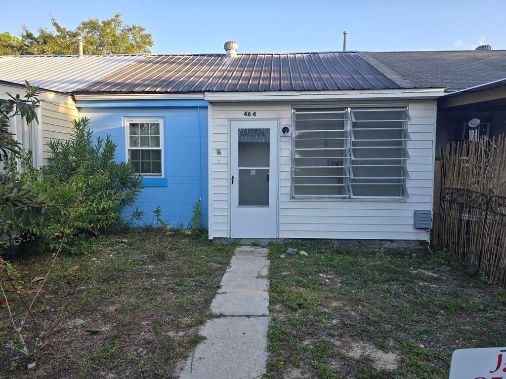 46 Carlton Ave, Lanark Village, FL 32323