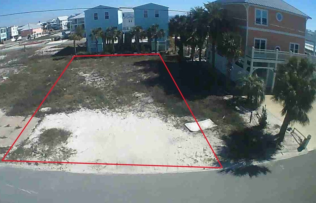 121 42 St, Mexico Beach, FL 32456 photo