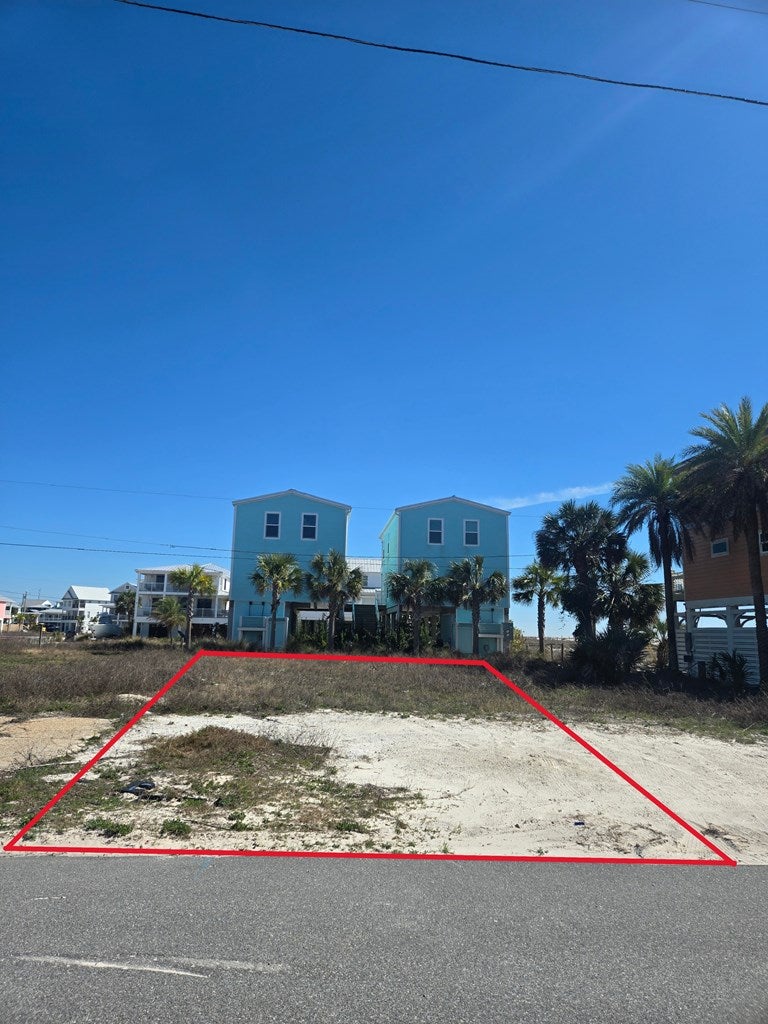 121 42 St, Mexico Beach, FL 32456 photo