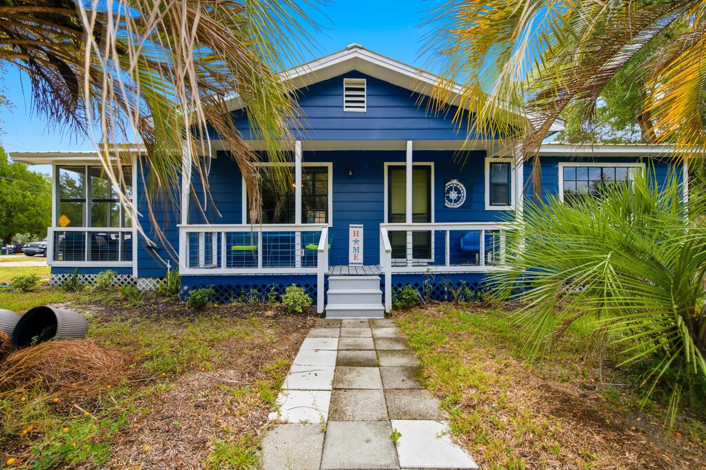 607 3 Rivers Rd, Carrabelle, FL 32322